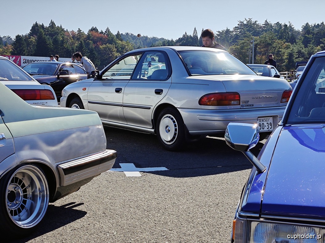 https://cupholder.jp/wp-content/uploads/2025/01/stock-impreza-1.jpg