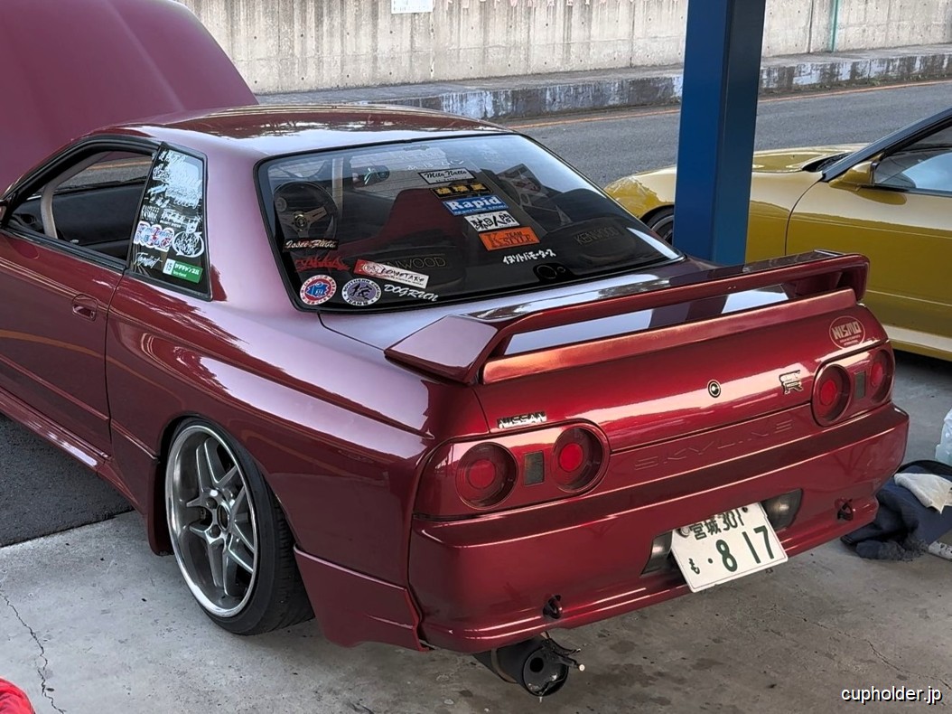 https://cupholder.jp/wp-content/uploads/2025/03/BNR32-skyline-drift-Link-7.jpg