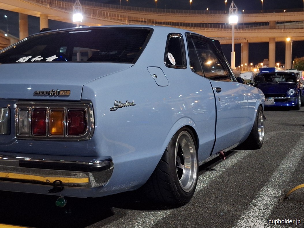 https://cupholder.jp/wp-content/uploads/2025/06/Daikoku-PA-Kyusha-10.jpg