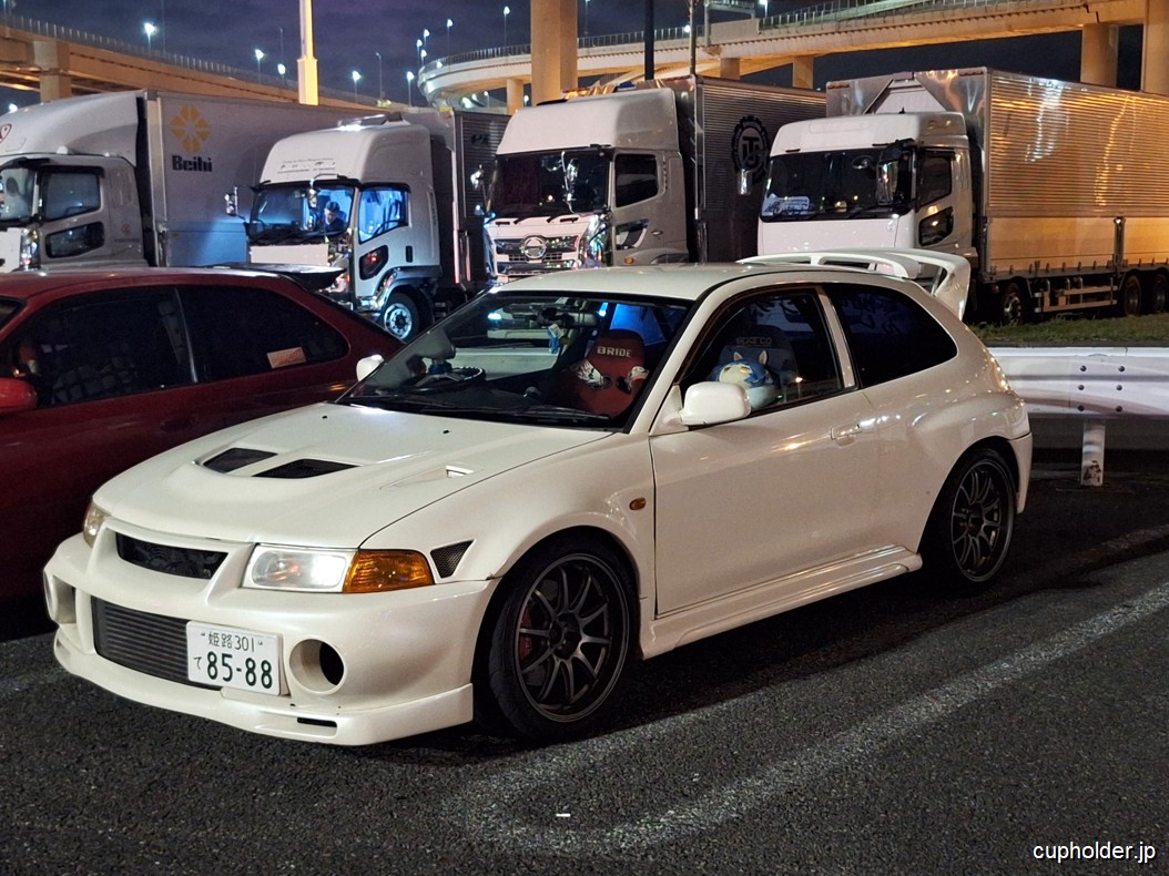 https://cupholder.jp/wp-content/uploads/2025/06/Mirage-EVO-6-Colt-2.jpg