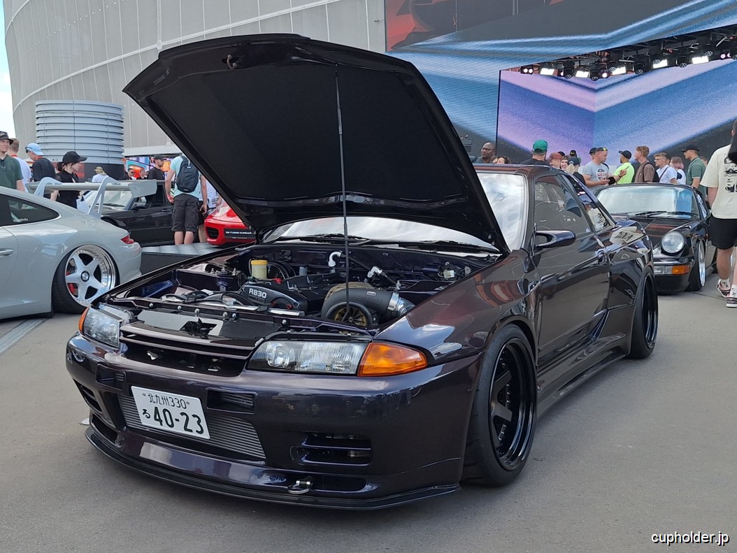 https://cupholder.jp/wp-content/uploads/2025/07/R32-Carbon-Garage-Active-2.jpg
