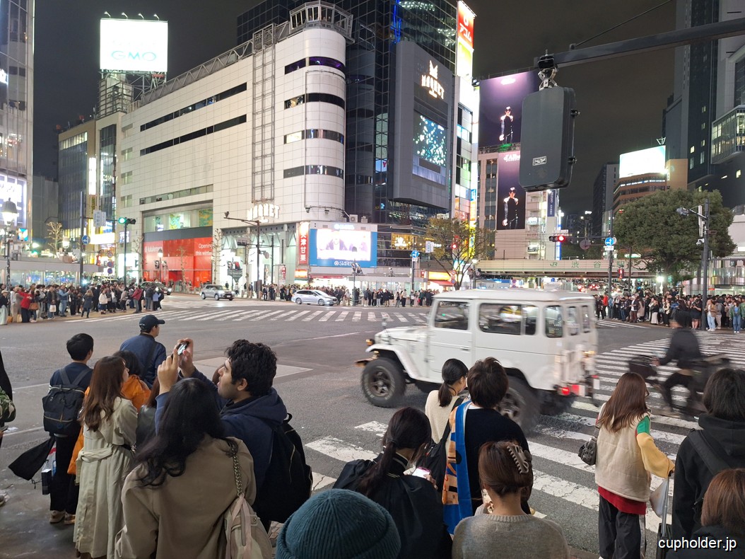 https://cupholder.jp/wp-content/uploads/2025/07/saturday-shibuya-1.jpg