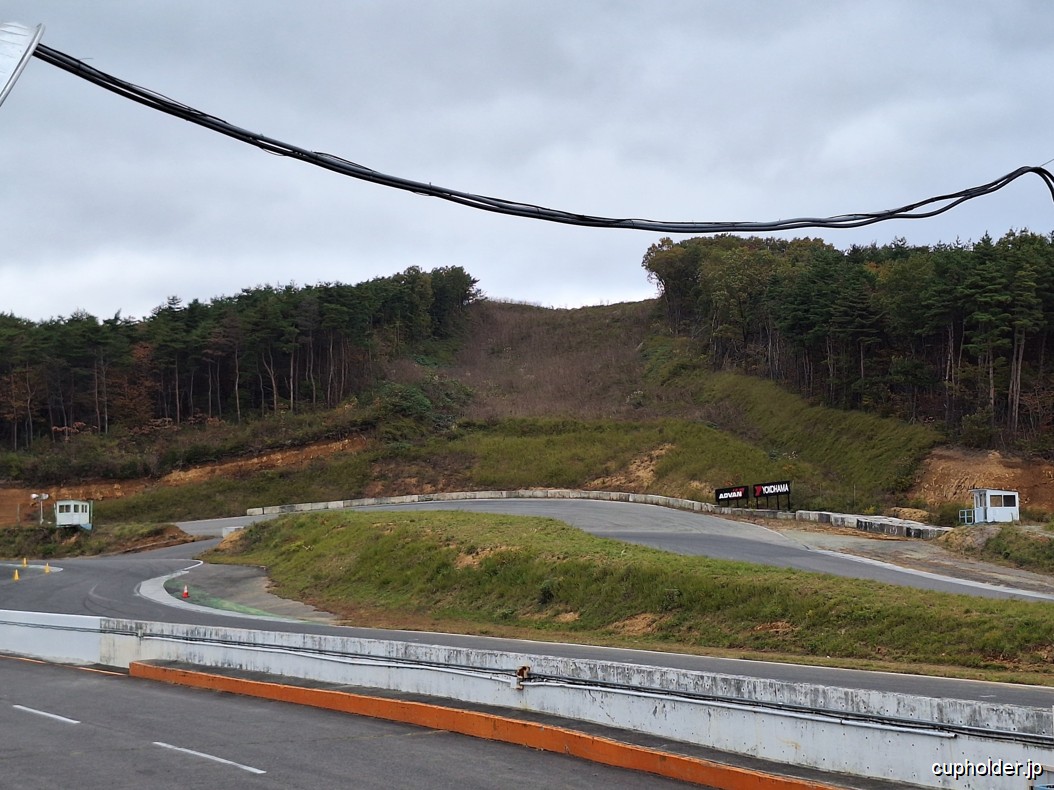 https://cupholder.jp/wp-content/uploads/2025/08/Ebisu-circiut-2024-putovani-19.jpg