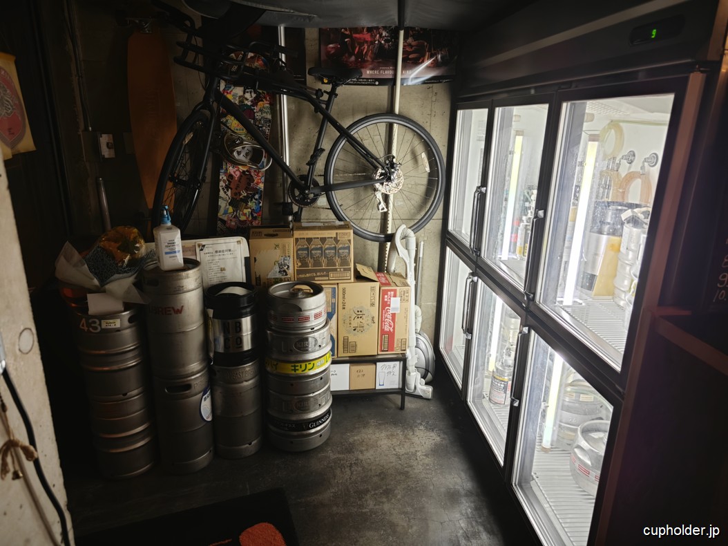https://cupholder.jp/wp-content/uploads/2025/09/Beer-Garage-87-2.jpg