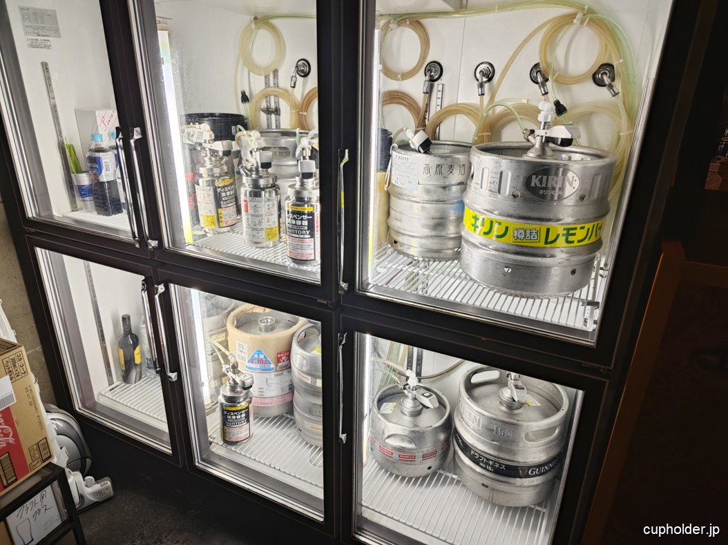 https://cupholder.jp/wp-content/uploads/2025/09/Beer-Garage-87-6.jpg