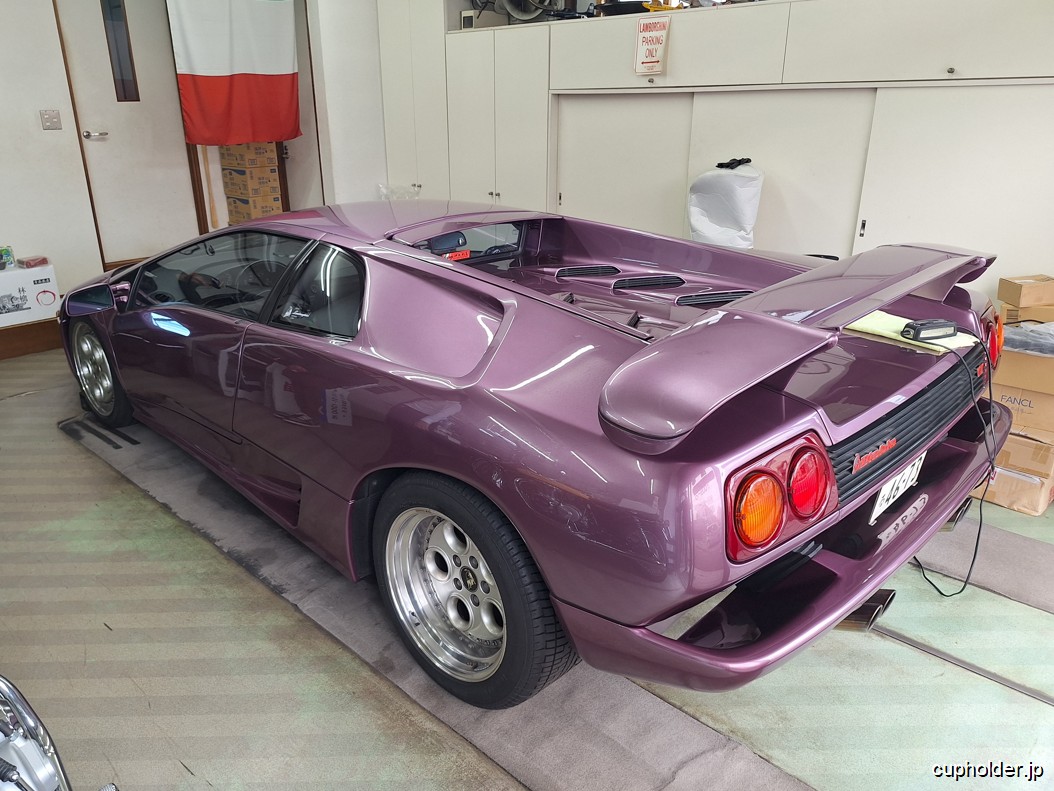 https://cupholder.jp/wp-content/uploads/2025/09/Diablo-Viola-Metallic-SE30-2.jpg