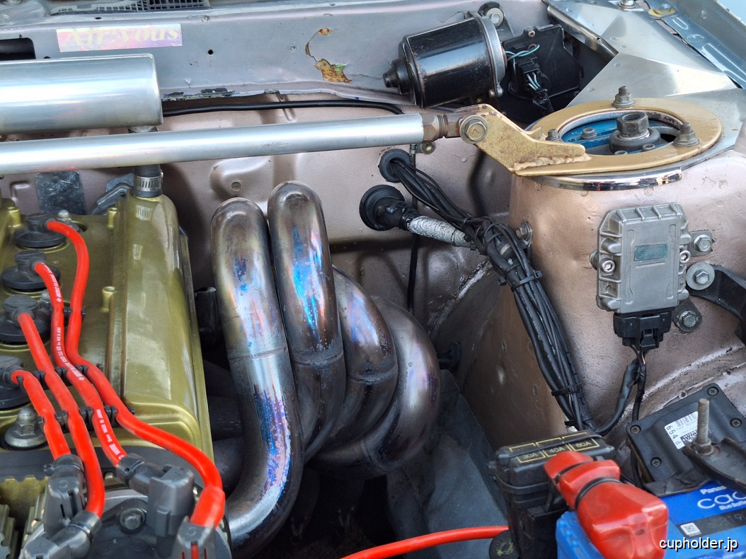 https://cupholder.jp/wp-content/uploads/2025/09/airyous-ae86-levin-10.jpg