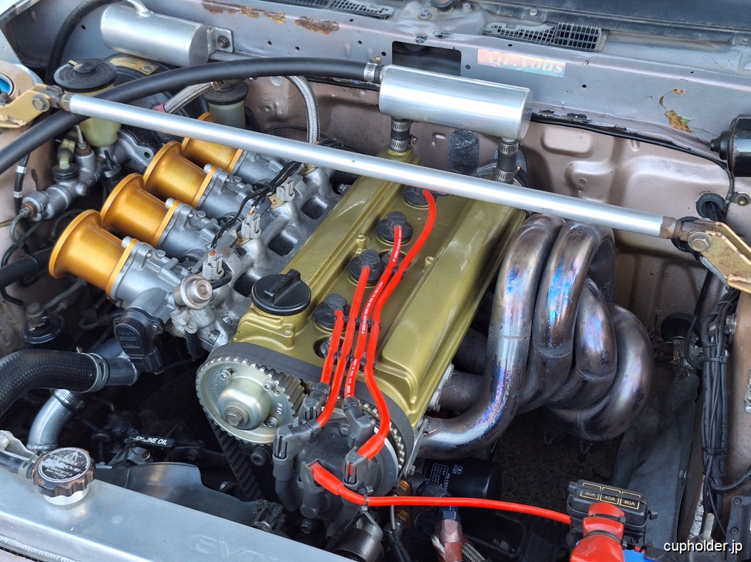 https://cupholder.jp/wp-content/uploads/2025/09/airyous-ae86-levin-9.jpg