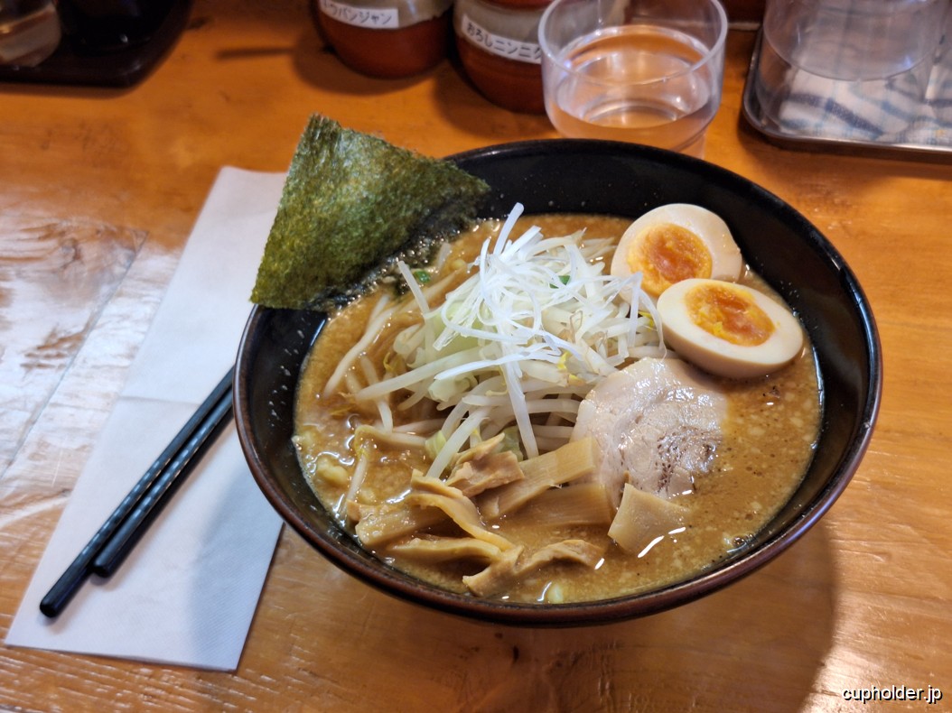 https://cupholder.jp/wp-content/uploads/2025/11/123-Udon-Tsurumi-ichiba-Station-4.jpg