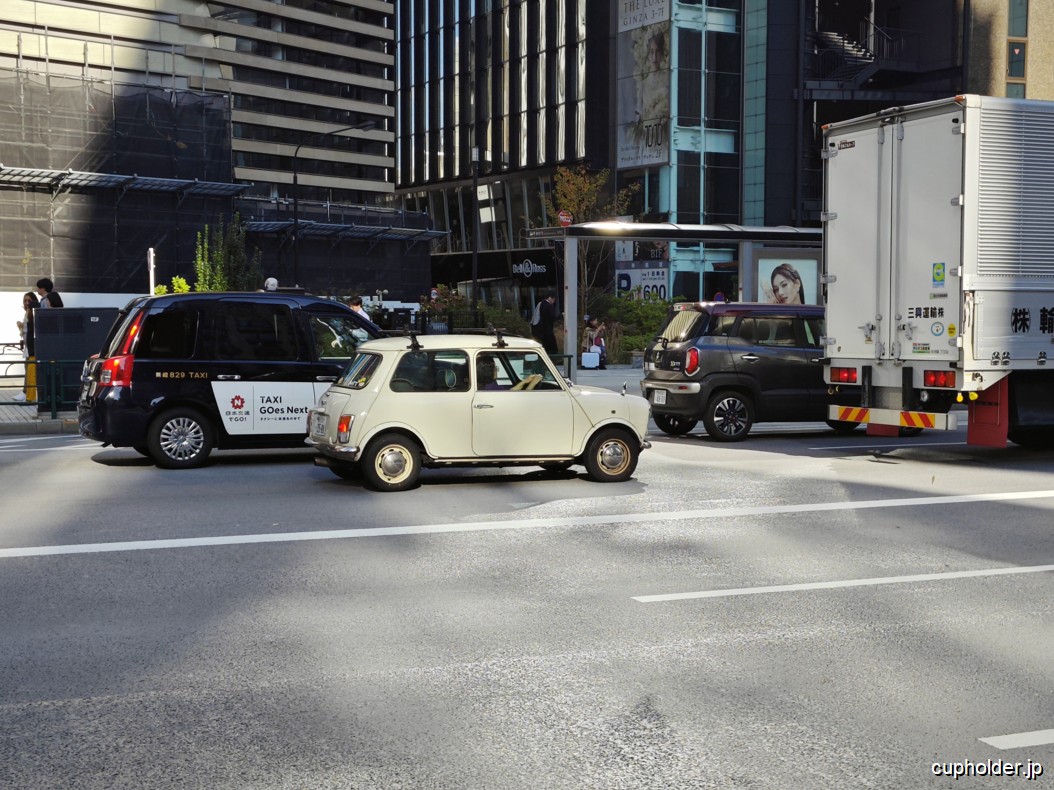 https://cupholder.jp/wp-content/uploads/2025/11/Ginza-Tokyo-10.jpg