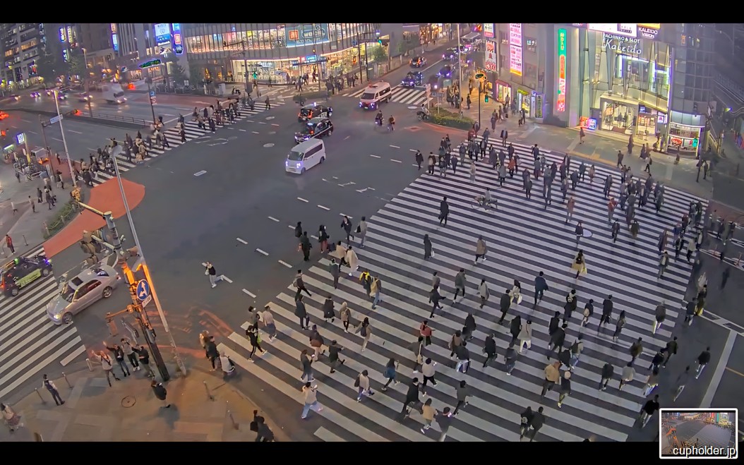 https://cupholder.jp/wp-content/uploads/2025/11/Shinjuku-a-rizek-6.jpg