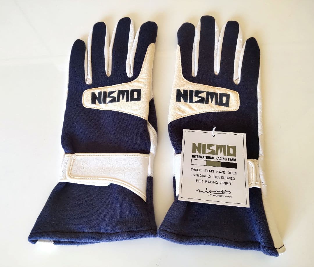 https://cupholder.jp/wp-content/uploads/2025/12/Nimos-old-logo-racing-gloves-2.jpg
